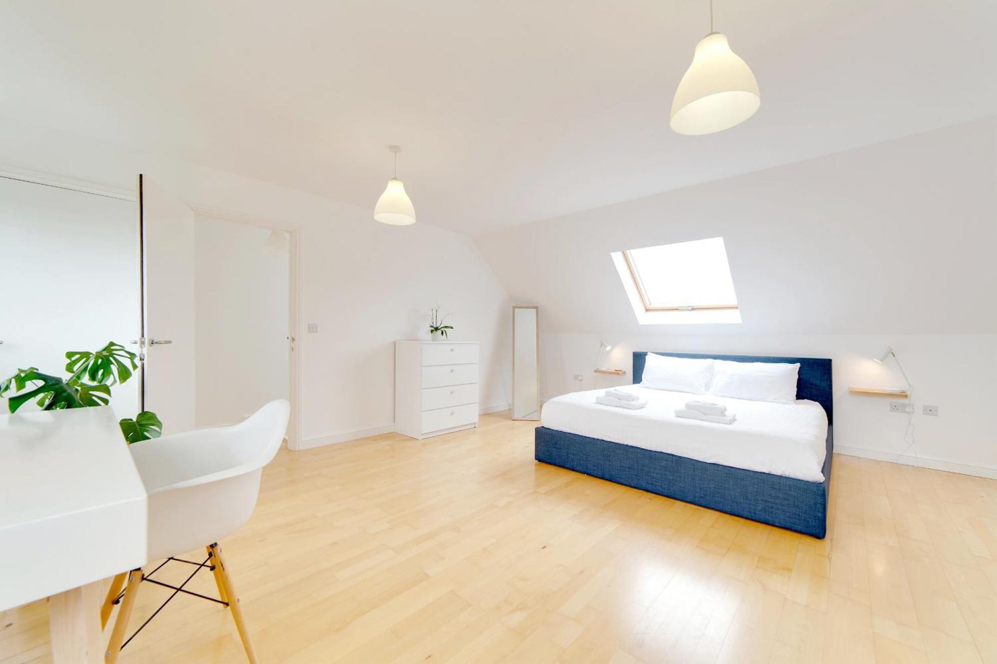 Pass The Keys 49 Byron Square Modern And Spacious 3 Bed Home With Free Parking CBG Esterno foto
