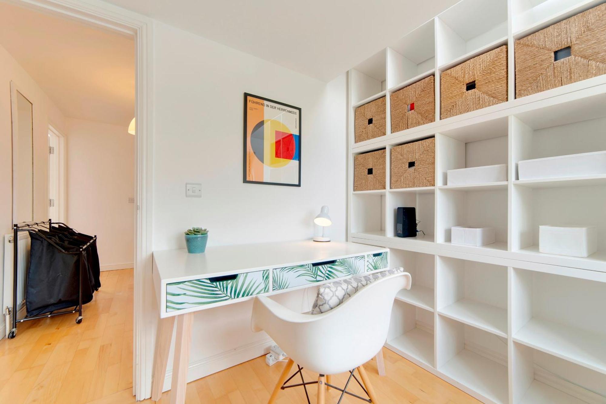 Pass The Keys 49 Byron Square Modern And Spacious 3 Bed Home With Free Parking CBG Esterno foto