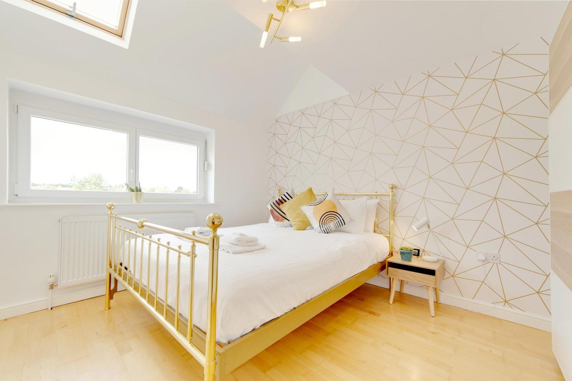 Pass The Keys 49 Byron Square Modern And Spacious 3 Bed Home With Free Parking CBG Esterno foto