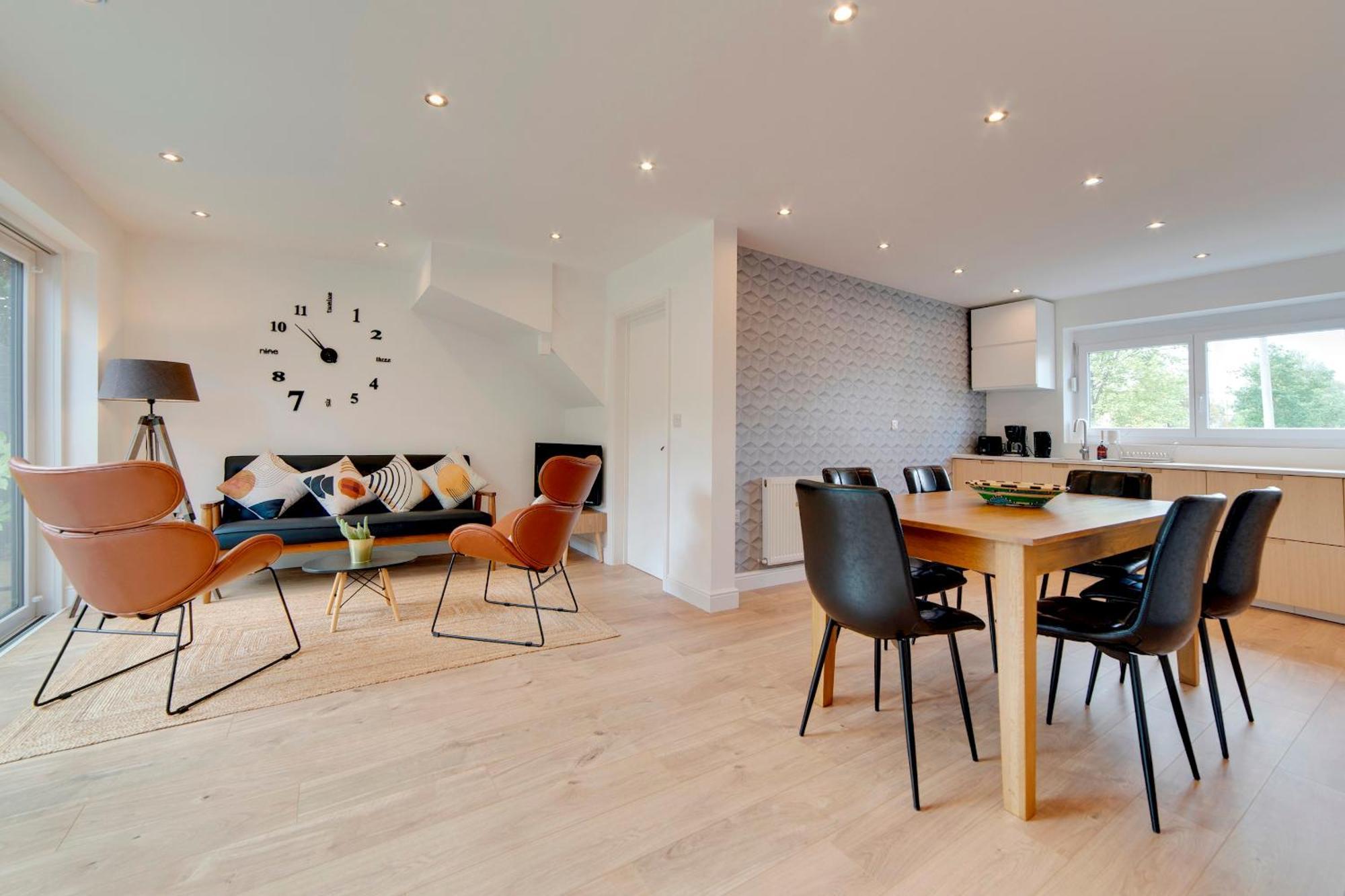 Pass The Keys 49 Byron Square Modern And Spacious 3 Bed Home With Free Parking CBG Esterno foto